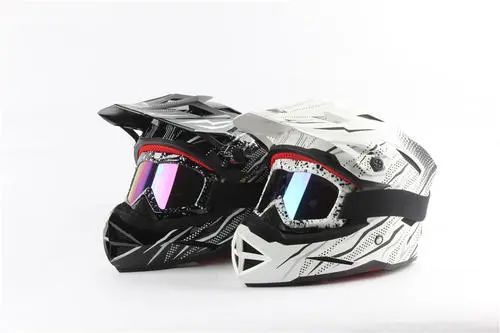 三線立式加工中心850plus機(jī)加工“頭盔模具”成新網(wǎng)紅，即將帶來一波新熱潮？(圖1)